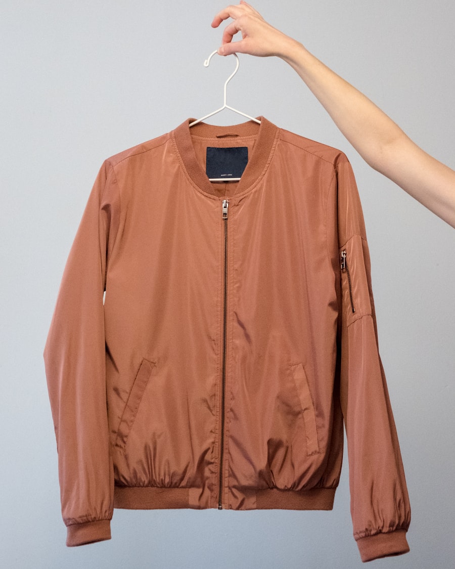 Chaqueta cortavientos PULSO en tono tinta